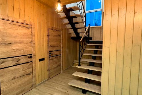 Лестницы на монокосоуре